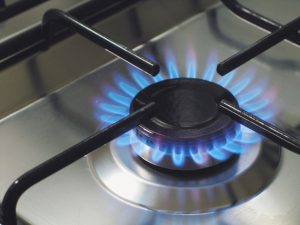 Gas cooker & hob fitting